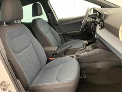 Seat Arona 1.0 TSI 115 ch Start/Stop DSG7 Copa (2026) - Foto 9