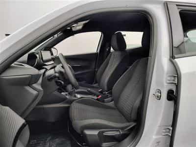 Peugeot 2008 1.2 Turbo 100Cv  Navi / Led / PDC (2024) - Photo 7