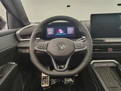VW T-Roc 1.5 TSI 150Cv DSG R-Line CARPLAY / FULL LED / PANO / CAMERA (2026) - Foto 9