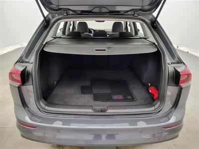 VW Golf 1.0 eTSI Life DSG  Navi Cockpit / Led / PDC av+ar (2023) - Foto 14