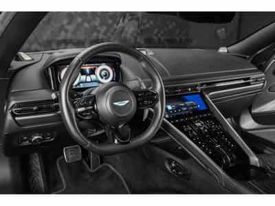 Aston-Martin DB12 V8 Twin Turbo - ALUMINITE SILVER (2024) - Photo 8