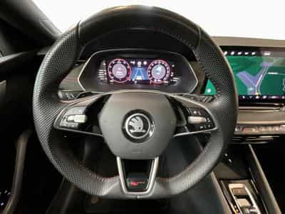 Skoda Octavia RS+DSG+SUEDIA+AHK+Pano+360 (2025) - Foto 10
