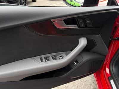 Audi A5 Sportback S-Line/Attelage/Camera/Sièges électriques chauffan (2024) - Photo 14