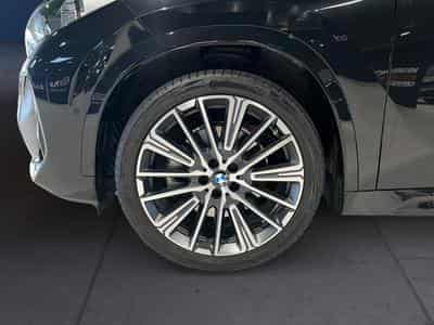 BMW X1 X1 xDrive23i M Sport (2024) - Foto 9