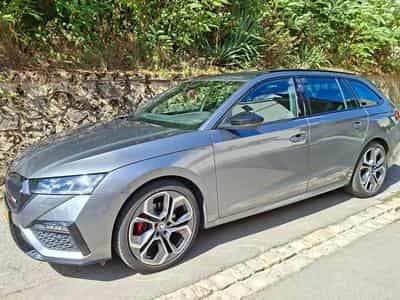 Skoda Octavia RS 2.0 TDI 147kW DSG (2024) - Photo 1