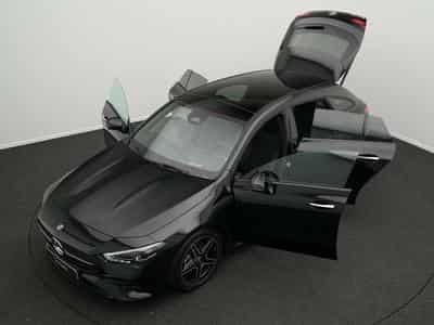 Mercedes CLA 180 AMG-Line Premium Plus (2025) - Photo 14