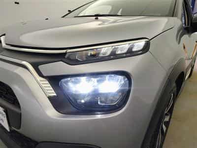 Citroen C3 1.2i PureTech Shine CARPLAY / FULL LED / JA 16" (2023) - Photo 15