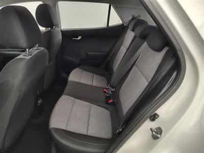 Kia Stonic 1.2i 84Cv Urban Edition NAVI / CARPLAY / CAMERA / ALU (2025) - Foto 13