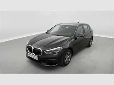 BMW 118 i  Navi Cockpit / Led / PDC av+ar (2021) - Foto 1