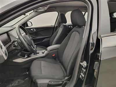 BMW 118 i  Navi Cockpit / Led / PDC av+ar (2021) - Foto 7