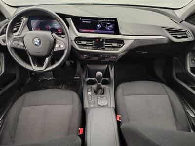 BMW 118 i  Navi Cockpit / Led / PDC av+ar (2021) - Foto 8