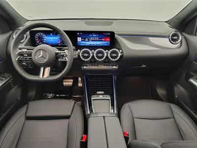 Mercedes GLA 180 AMG Line CUIR/NAVI/FULL LED/JA18 (2025) - Photo 8