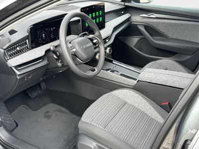 Skoda Superb Selection (2026) - Foto 9