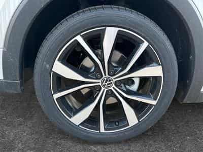 VW T-Cross R-Line Limited (2026) - Photo 12