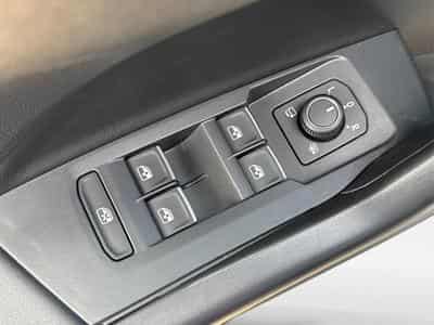 VW T-Cross R-Line (2026) - Photo 14