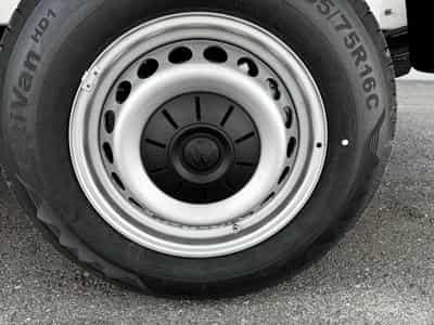 VW Crafter Pritsche 35 DOKA mittellang FWD (2026) - Foto 3