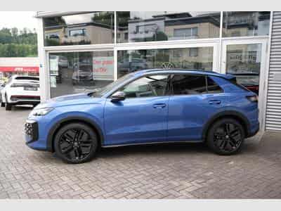 VW T-Roc 1.5 eTSI DSG (2026) - Photo 2