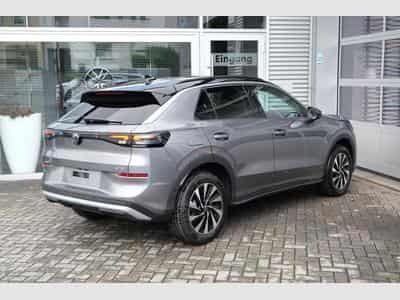 VW T-Roc 1.5 eTSI Life (2026) - Foto 6