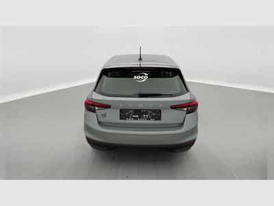 Skoda Fabia 1.0i Selection CARPLAY / FULL LED / KEYLESS / PDC AR (2026) - Foto 5