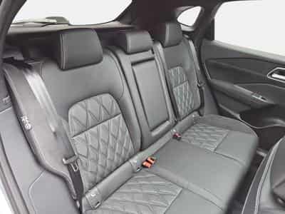 Nissan Qashqai 1.3 DIG-T MHEV 158 X-tronicTekna Premium (2026) - Photo 15