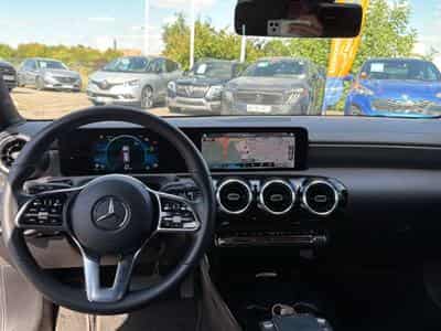 Mercedes CLA 180 180 136 BUSINESS LINE 7G-DCT (2023) - Photo 10