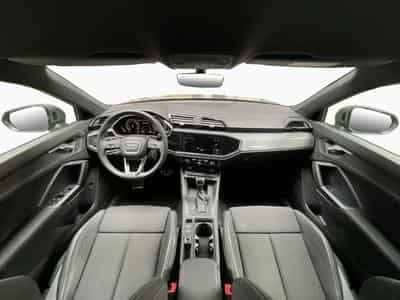 Audi Q3 SB+S-line+35TFSI+S-Tronic+P.Premium+Black-Style (2025) - Foto 2