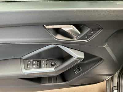 Audi Q3 SB+S-line+35TFSI+S-Tronic+P.Premium+Black-Style (2025) - Foto 14