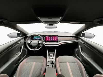Skoda Octavia RS+DSG+P.Assisted+LM19+AHK+Head-Up+360°View (2025) - Foto 2
