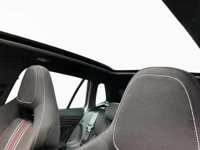 Skoda Kamiq Monte-Carlo+DSG+RearView+LED+Navi (2025) - Foto 15
