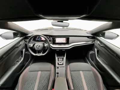 Skoda Octavia RS+DSG+AHK+HEAD-UP+LED+NAVI (2023) - Foto 2