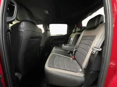 VW Amarok DC-Aventura+Aut10+4Motion+Ahk+Bloc-diff-AR+StandH. (2025) - Foto 15