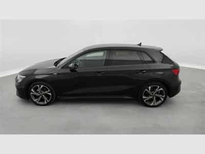 Audi A3 30 TFSI S-Line S-Tronic  Navi / Led / PDC (2024) - Foto 3