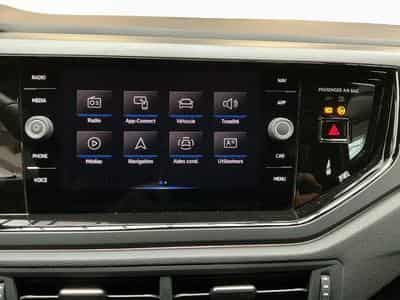 VW Taigo R-Line+DSG+IQ-Light+P.Lumiere&visibilité+Keyless (2023) - Foto 13