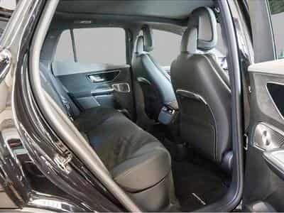 Mercedes EQ (2025) - Photo 4