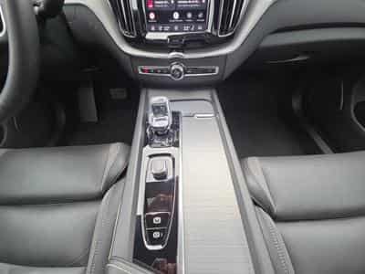 Volvo XC60 T8 Black Edition Plus / Hybride (2024) - Foto 11