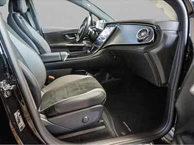 Mercedes EQ (2025) - Photo 2