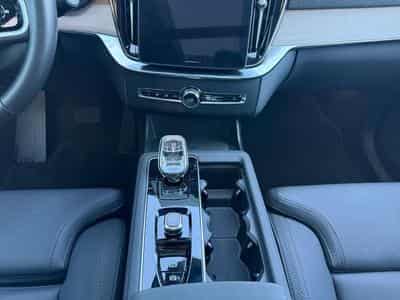 Volvo XC90 B5 Plus Bright / Essence (2025) - Photo 11