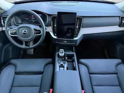 Volvo XC90 B5 Plus Bright / Essence (2025) - Photo 3