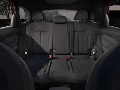 Audi Q3 S Line 1.5 TFSI 7-Gang S tronic (2026) - Foto 6