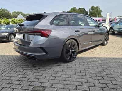 Skoda Octavia RS (2025) - Foto 4