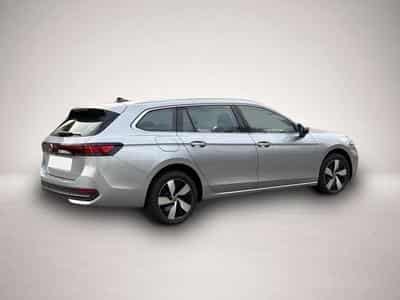 VW Passat (2025) - Photo 5