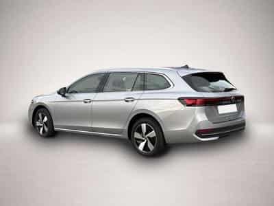 VW Passat (2025) - Photo 3