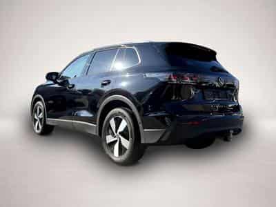 VW Tiguan (2024) - Photo 2