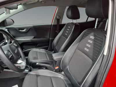 Kia Stonic GT LINE 1.0T 120 ISG MHEV 7DCT (2022) - Photo 9