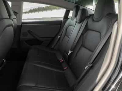 Tesla Model 3 HIGHLAND PREMIUM RWD - GARANTIE 2032 (2024) - Photo 6