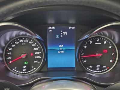 Mercedes C 300 AMG Line (2019) - Foto 9