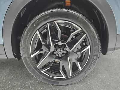 Peugeot 3008 1.2 Hybrid 145 E-DSC6 GT (2025) - Photo 6