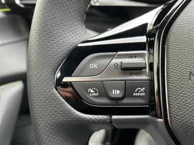 Peugeot 308 1.2 PureTech 145 e-DSC6 GT (2025) - Photo 13