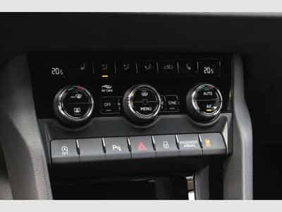 Skoda Karoq Sportline DSG/ACC/Matrix/AHK/Side/5-J Gara (2026) - Photo 9