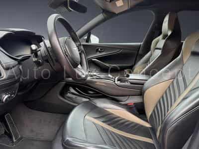 Aston-Martin DBX 707 (2022) - Photo 8